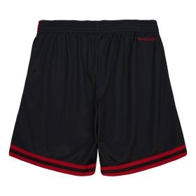 Big Face 7.0 Fashion Shorts Chicago Bulls: Make a bold statement with these Chicago Bulls fashion shorts featuring the iconic Big Face 7.0 design.
