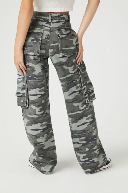 Camo Print Cargo Pants," a trendy and versatile pair of cargo pants featuring a stylish camo print for a fashionable and urban-inspired look.