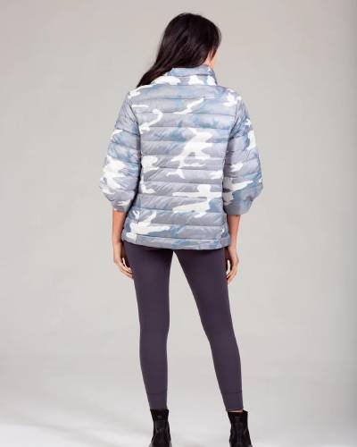 Pattern Crop Sleeve Puffer Jacket - a trendy and stylish cropped sleeve puffer jacket featuring a unique pattern for a fashionable look.