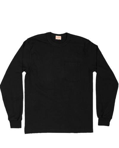 Whitesville Long Sleeve Pocket T-shirt in black, merging style and functionality with a classic pocket detail for a versatile and timeless look.