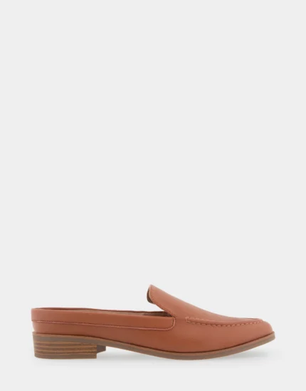 Women's Tan Loafer, a stylish and versatile footwear choice in a classic tan color, perfect for adding a touch of sophistication to your outfit.